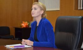 Sexy consiliera PSD de la Consiliul Județean Galați (foto)